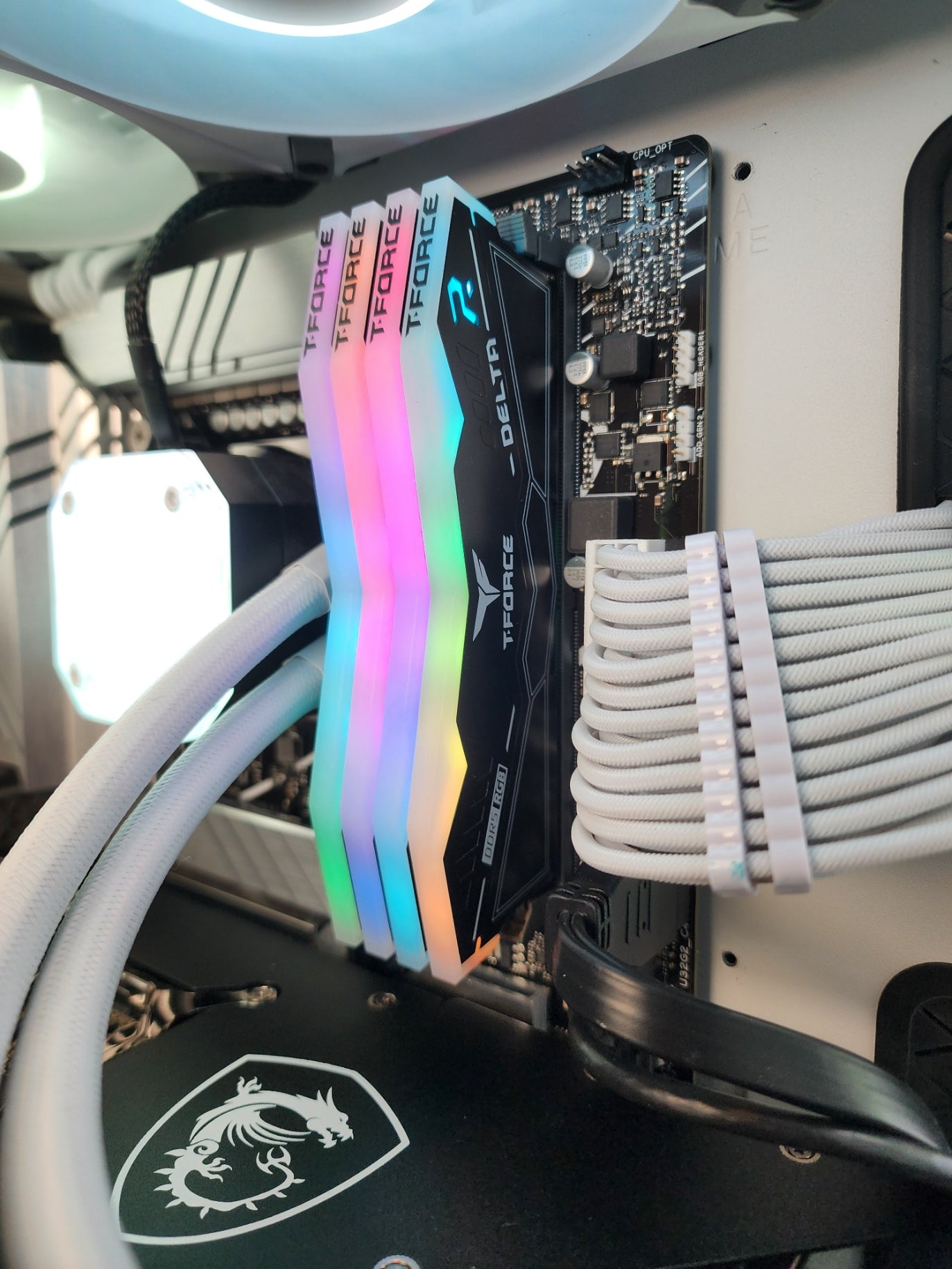 Gaming PC - Intel Core i9-14900k - 128 Gb RAM DDR5 - Nvidia 4090 - 2TB SSD